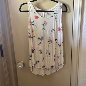 Old Navy Cream Asymmetrical Tank Top